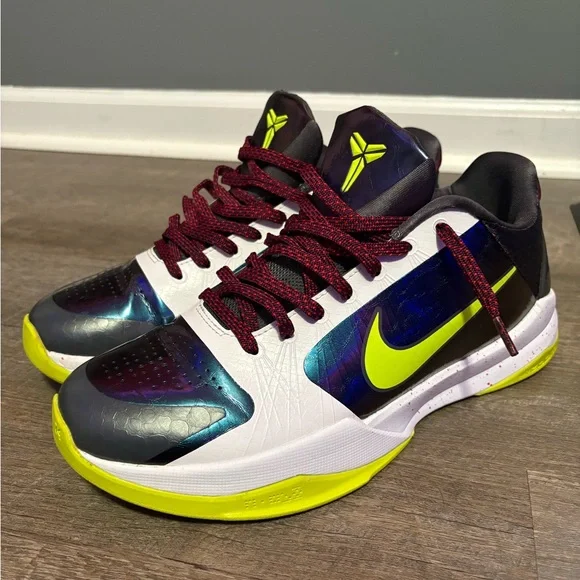 Kobe 5 Chaos Basketball Shoes